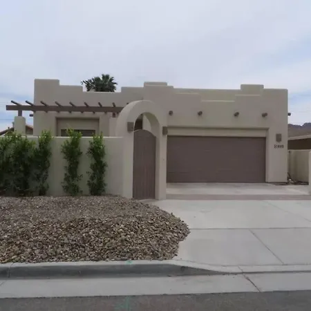3 Bedroom Beauty With Pool & Spa